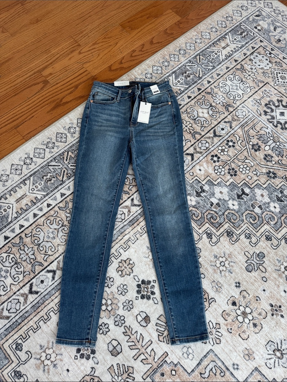 Judy Blue Women’s Skinny Jeans- Size 5/27